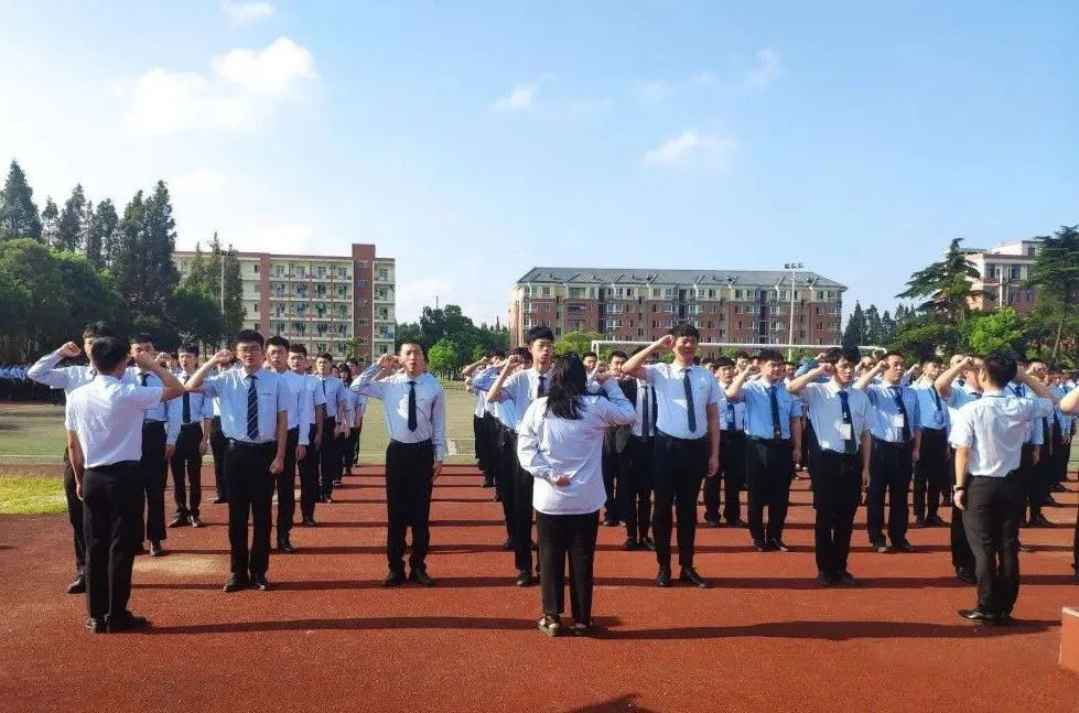 八维学校带你领略物联网技术魅力搭建学生就业通路