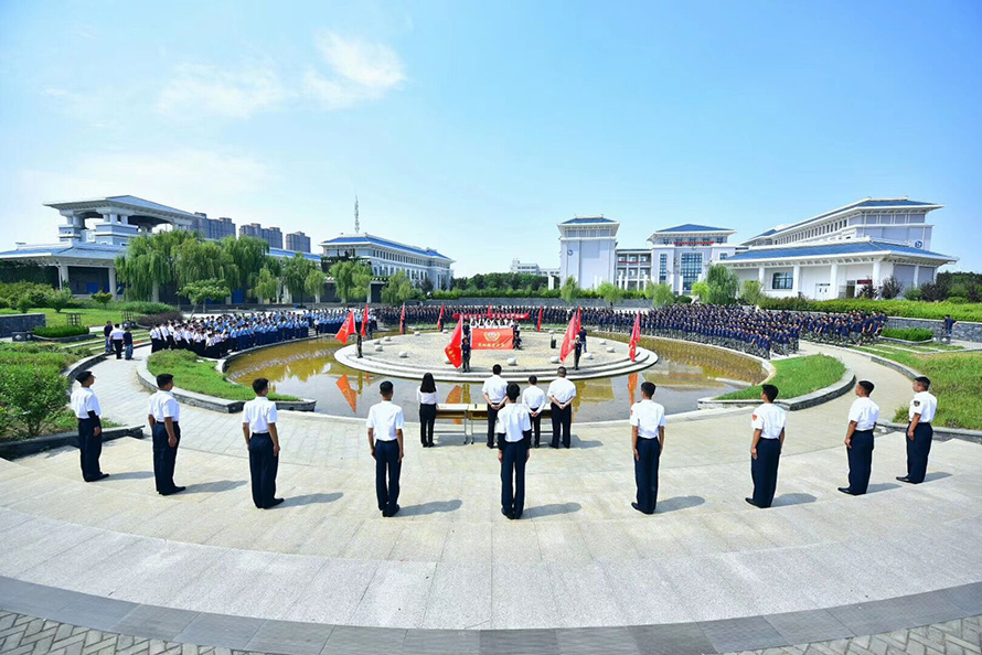 八维学校驾驭云端力量开启数字时代云计算学习新篇章