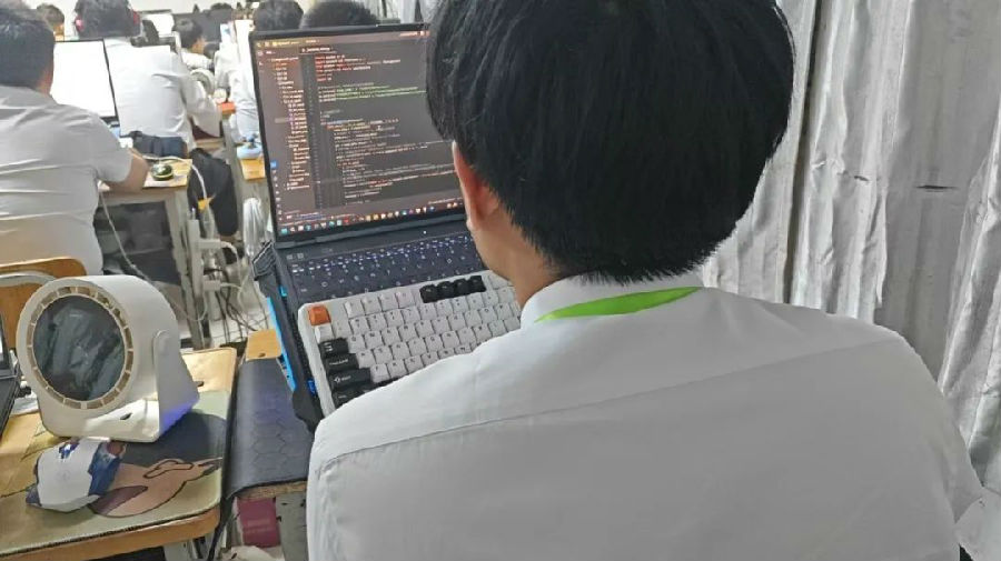八维职业学校大数据专业风采绽放引领科技潮流解锁就业薪动力