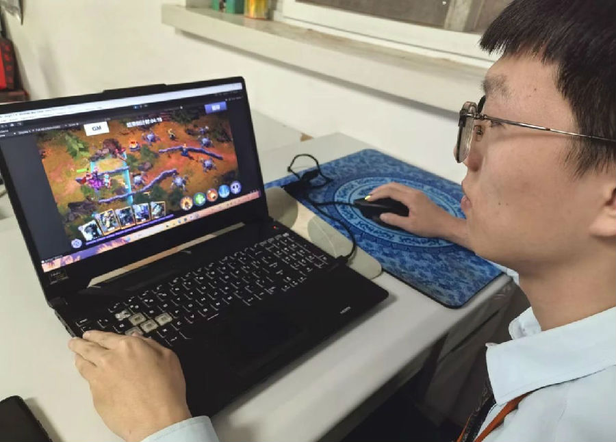八维职业学校游戏专业鸿蒙&元宇宙引领未来科技风潮的先锋力量
