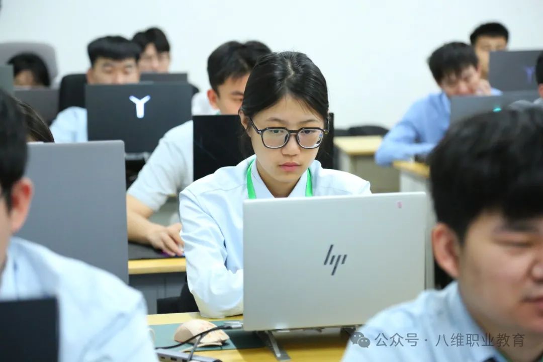 八维职业学校文科生梦想启航的璀璨舞台铸就非凡人生