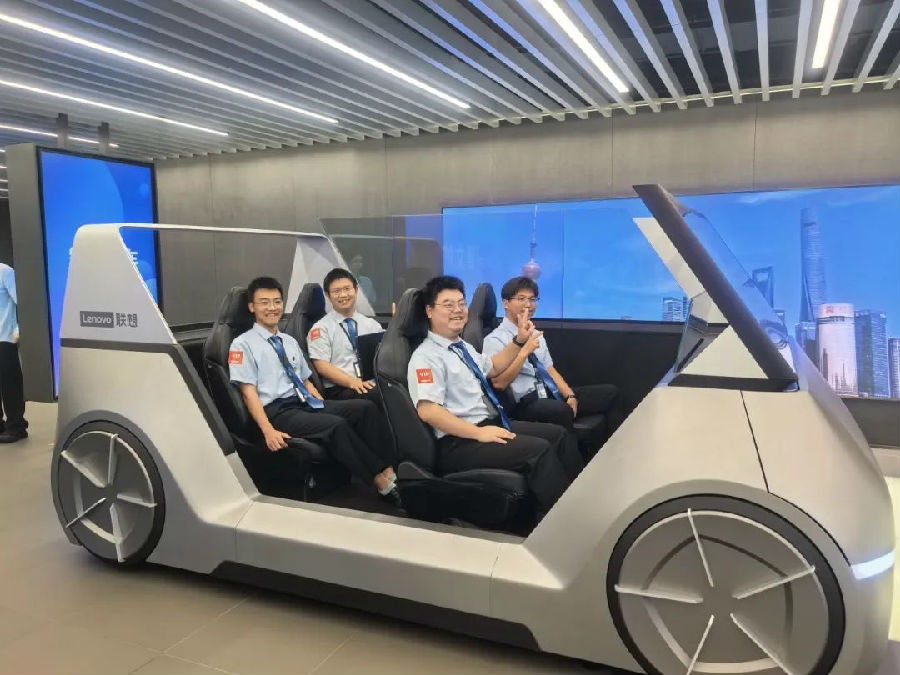 八维职业学校探索人工智能的无限可能解锁未来科技就业密码