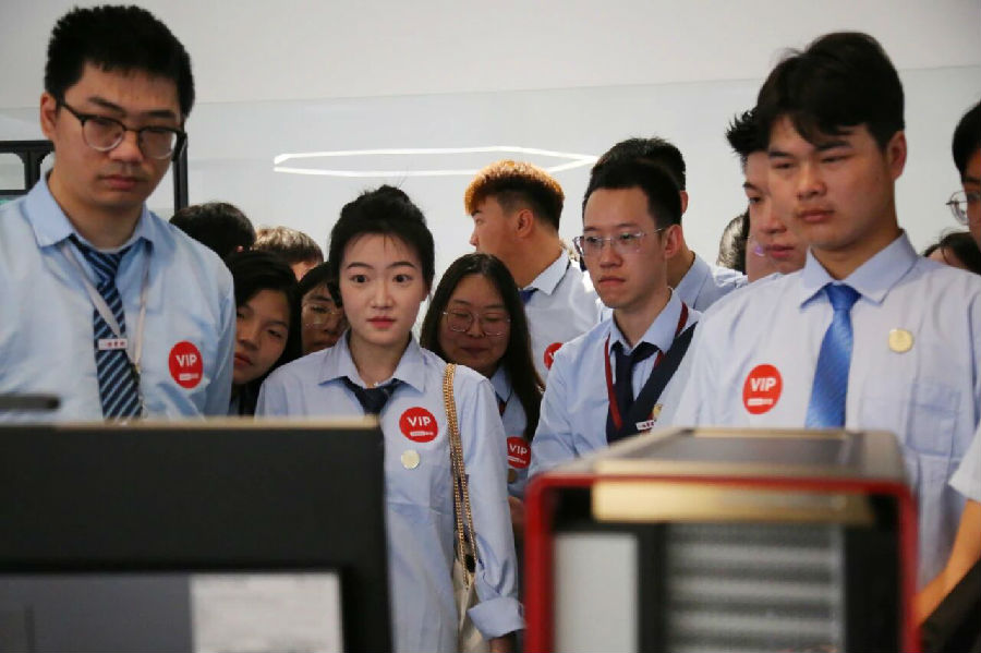 八维职业学校21.0新课程体系聚焦实战能力打造实战型数据人才新标准