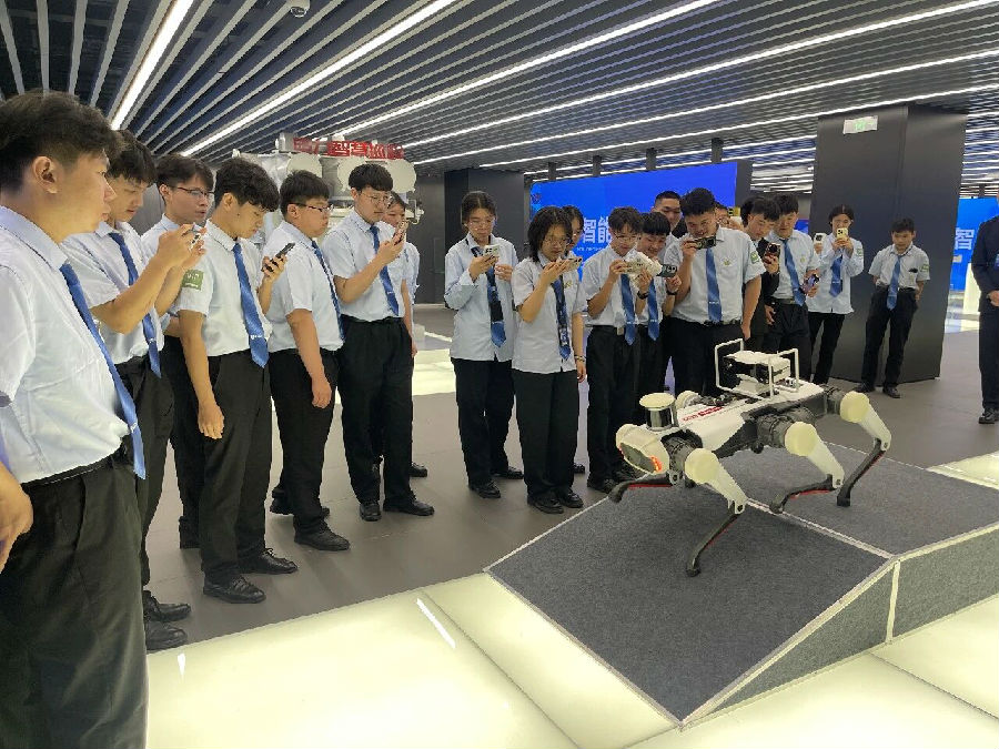 八维教育抢占职业教育风口红利加持助力学子高质量就业