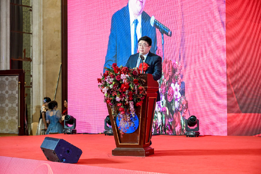 八维教育三十周年庆典暨2026精英年会圆满落幕