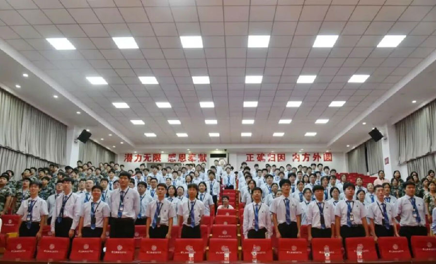 八维职业学校精准对接市场需求的风向标助力学子开辟职业新天地