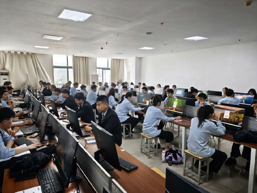 八维职业学校开启优质就业黄金通道助力学子职场逆袭